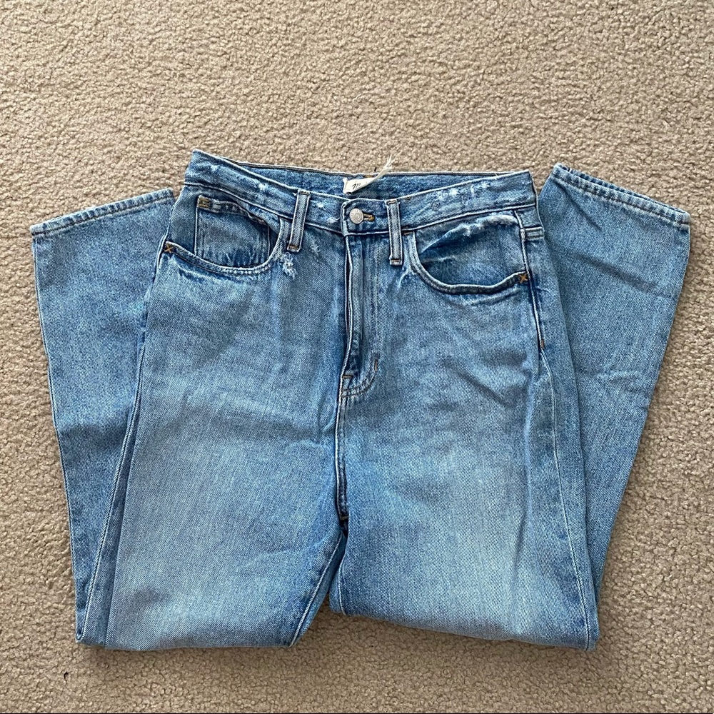 Madewell Momjean